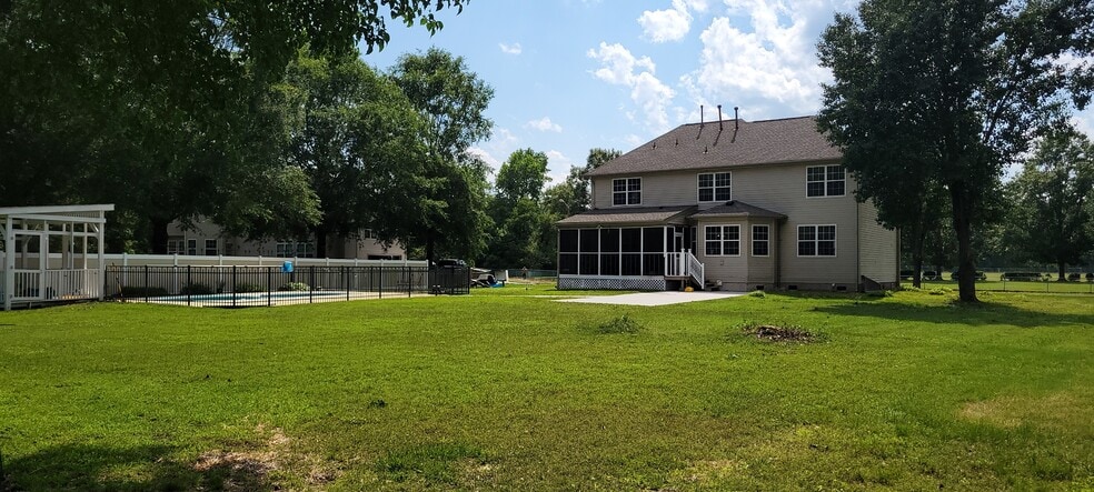Backyard - 2257 Averill Dr