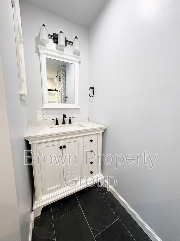 Building Photo - 657 Georgetown Cir