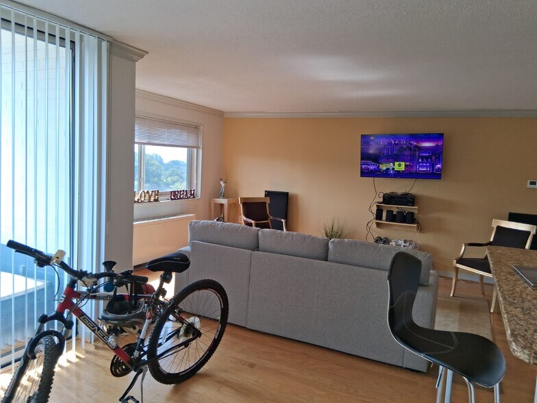 Livingroom - 7333 New Hampshire Ave