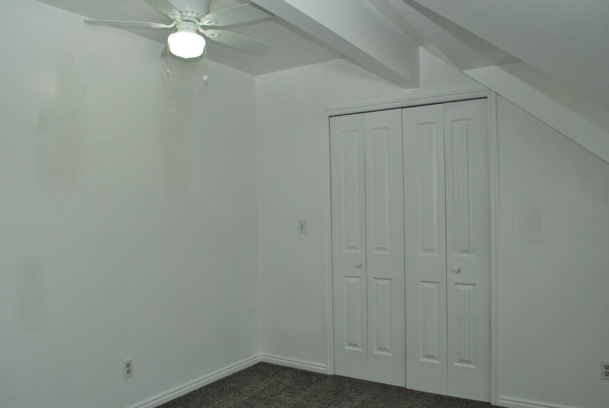 Building Photo - 2954 S 625 W