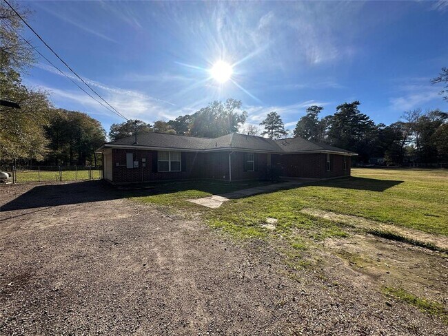 Building Photo - 636 County Rd 3731