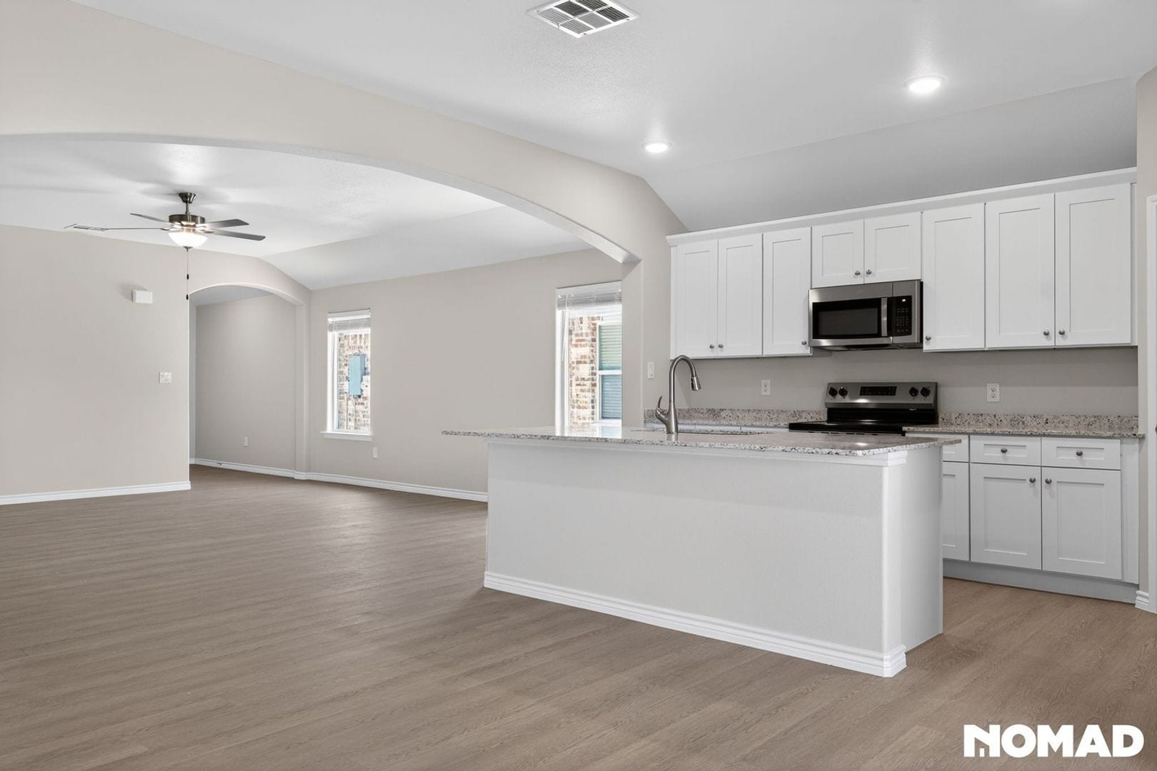 Building Photo - 1409 Bajada St