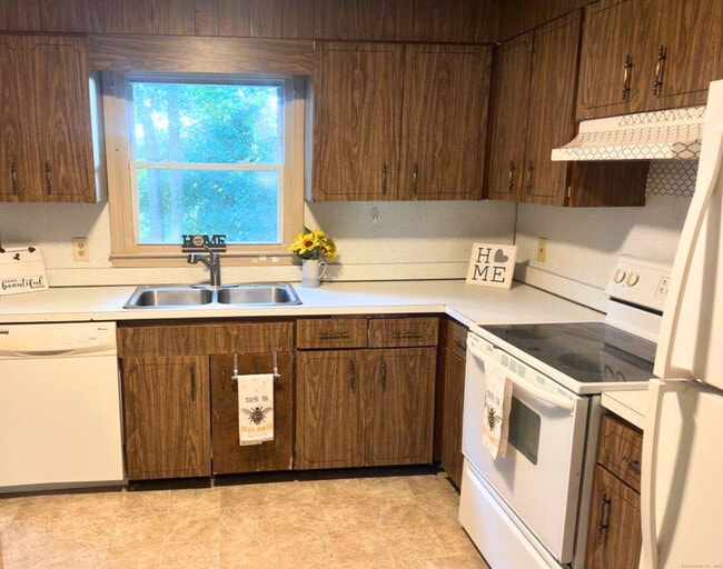 Primary Photo - 537 Boswell Ave