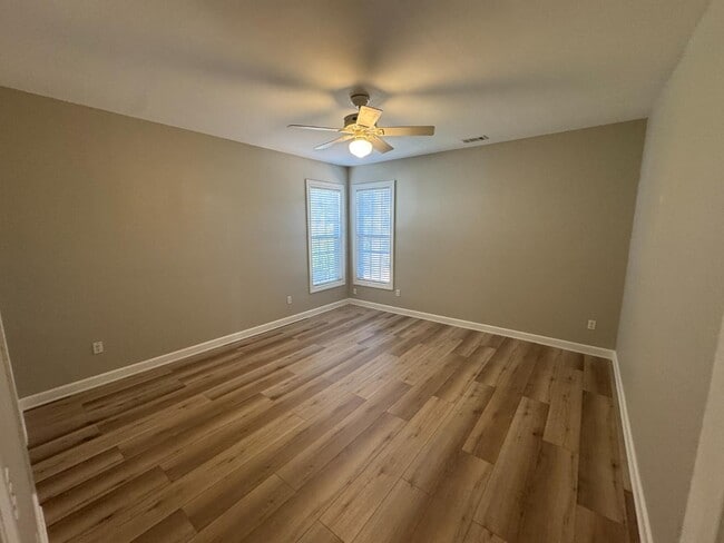 Building Photo - 99 Muirfield Dr