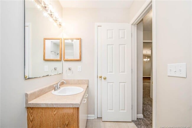 Building Photo - 6760 Willowbrook Dr