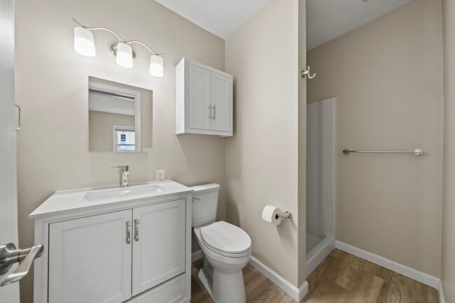 Building Photo - 1 Salem St