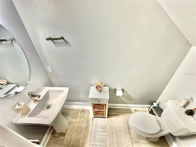 Building Photo - 900 Wild Date Ln