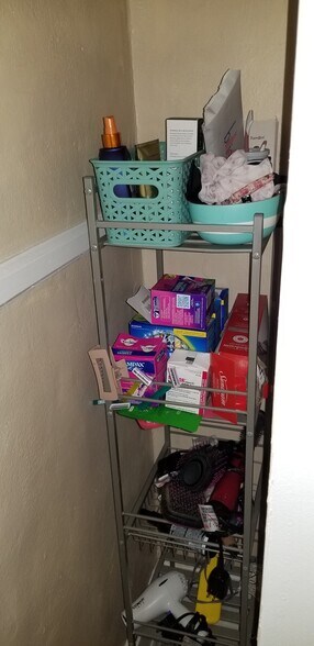 Ample storage space for your toiletries. - 208 NW 3rd St