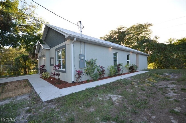 Building Photo - 2218 Quality Life Ctr Wy