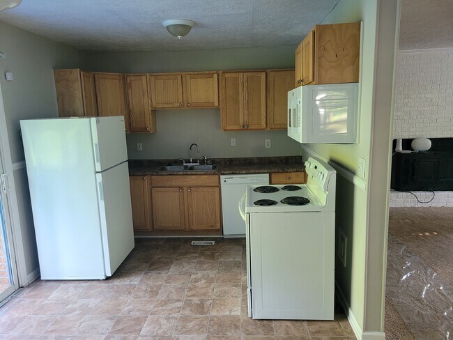 Building Photo - 164 N Ballard Dr