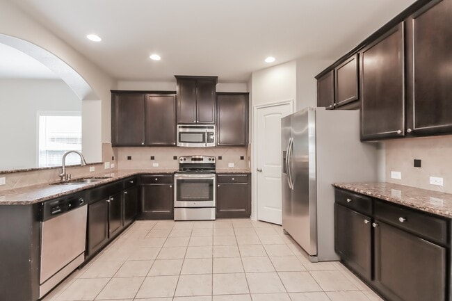 Building Photo - 511 Topsail Way