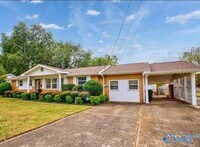 Building Photo - 3809 Saturn Dr SW