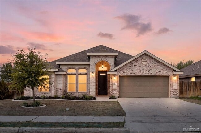 Building Photo - 5524 Xenops Ave