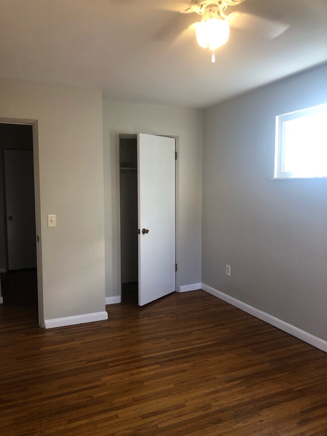 Bedroom - 2828 Lafeuille Ave