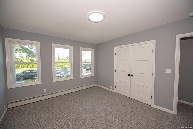 Building Photo - 76 Amity St