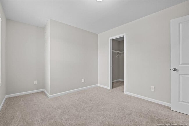 Building Photo - 205 Abercorn Wy