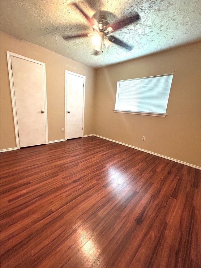 Building Photo - 1754 Jo Ann Ln