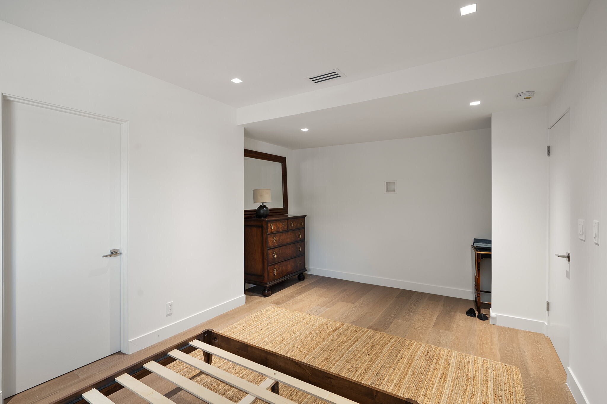 Building Photo - 1641 Tower Grove Dr