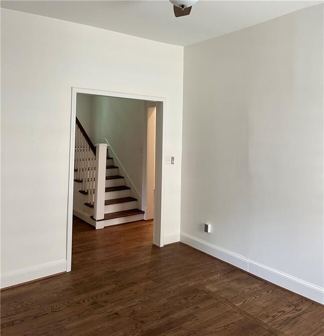 Building Photo - 559 Angier Ave NE