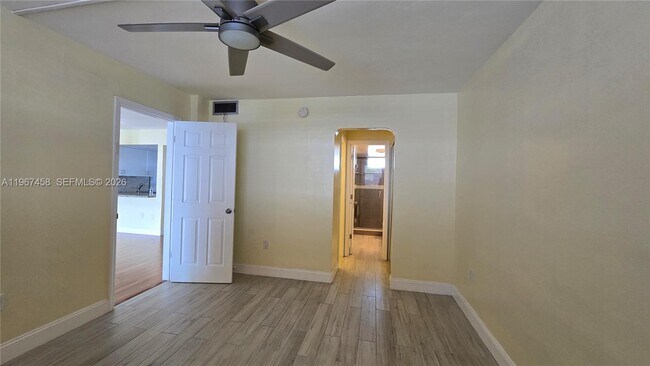 Building Photo - 3000 Marcos Dr