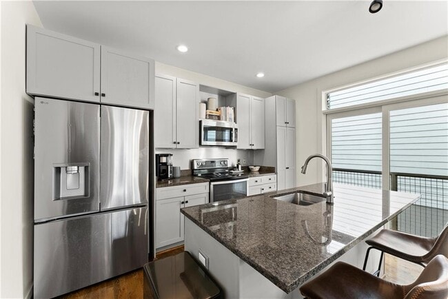 Building Photo - 1382 Stirling Cir NW