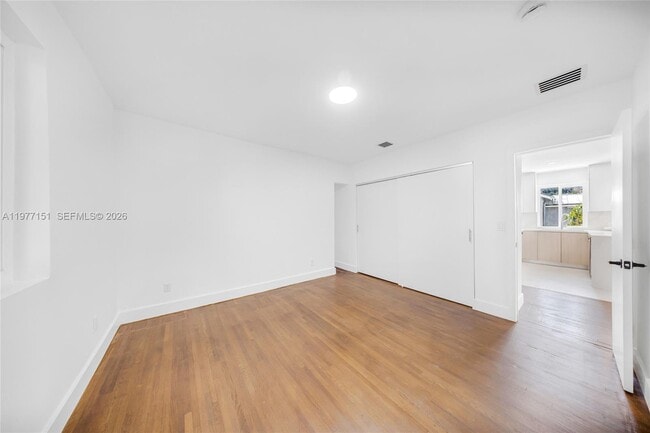 Building Photo - 250 NW 98th St