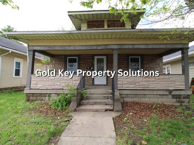 Building Photo - Attractive 2 BR 1 BA House with Central Air and Huge Front Porch (SECTION 8 APPROVED)