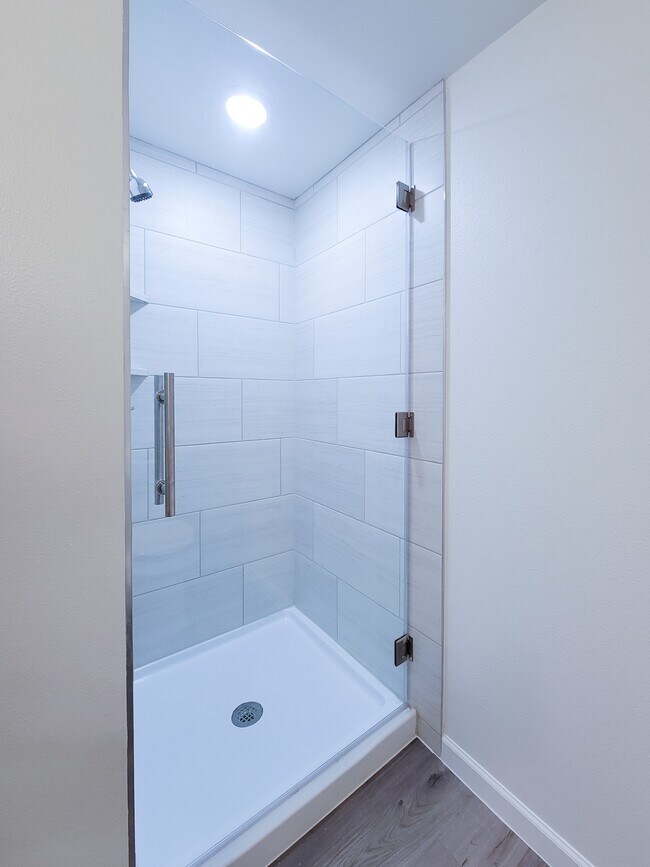 Building Photo - 413 S Market St