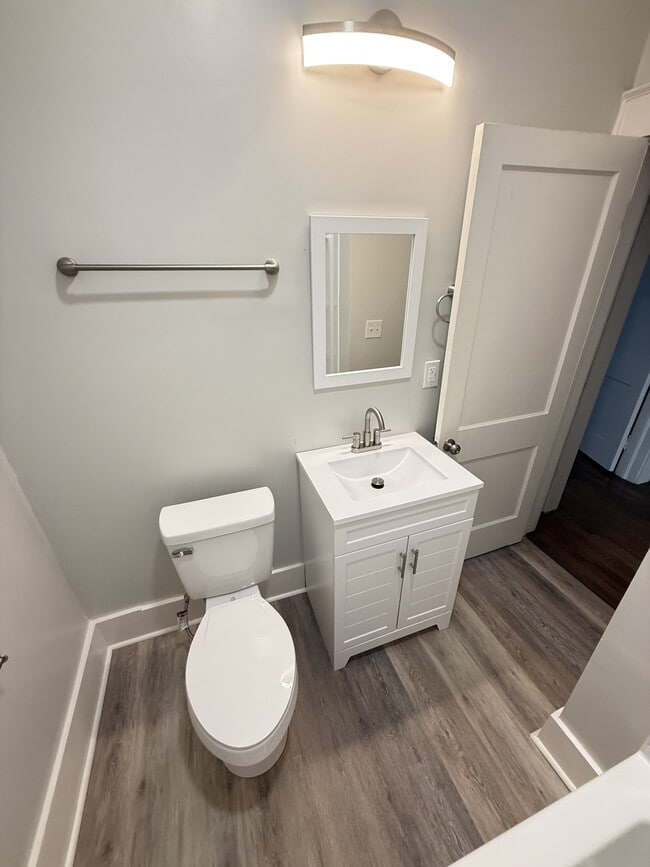 Building Photo - 1508 Alabama Ave SW