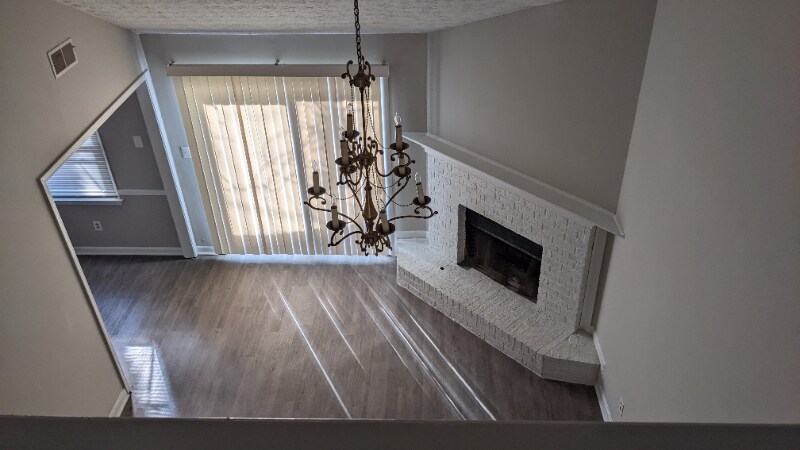 Building Photo - 5509 Estates Ct