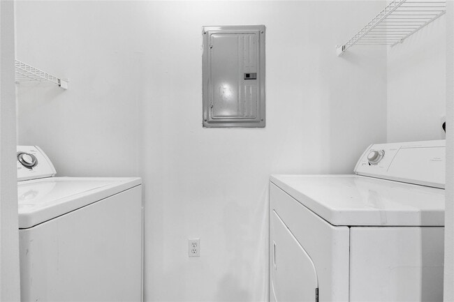 Building Photo - 11655 W Atlantic Blvd