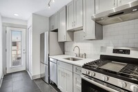 Building Photo - 855 19th St NE