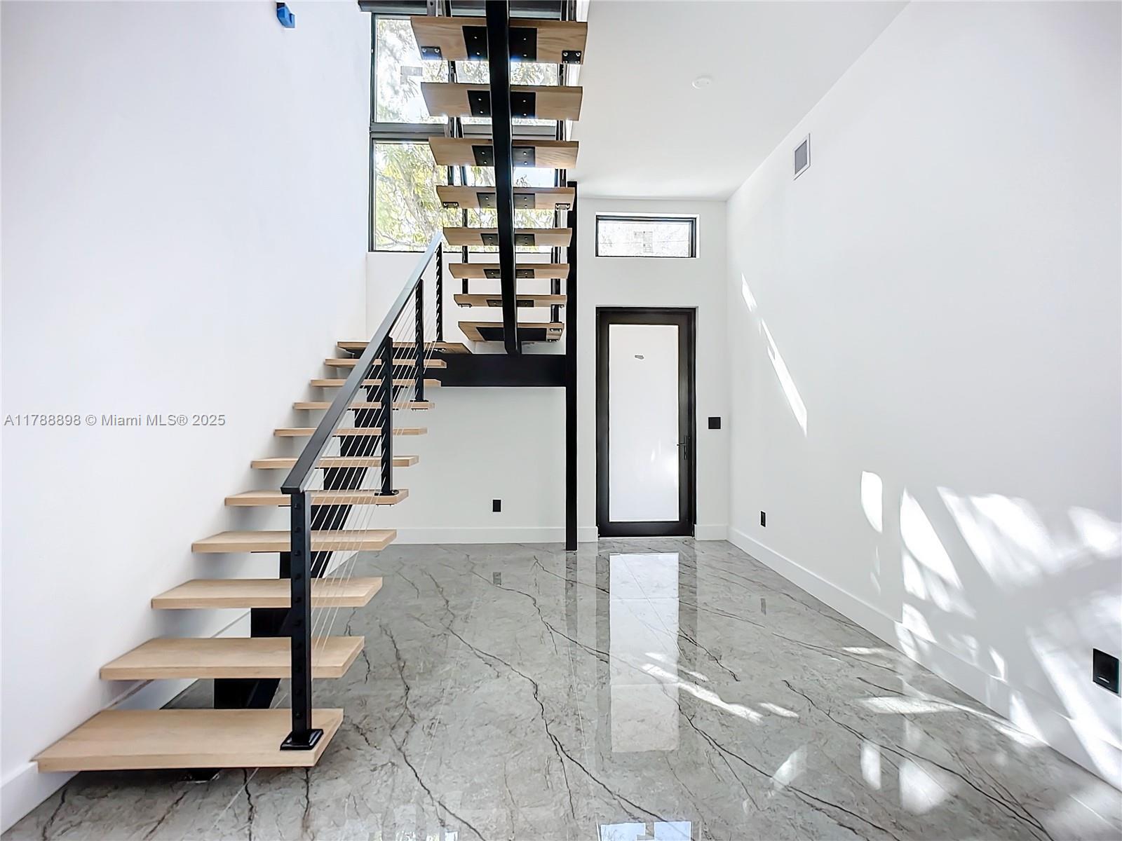 Building Photo - 3096 NW 27th St
