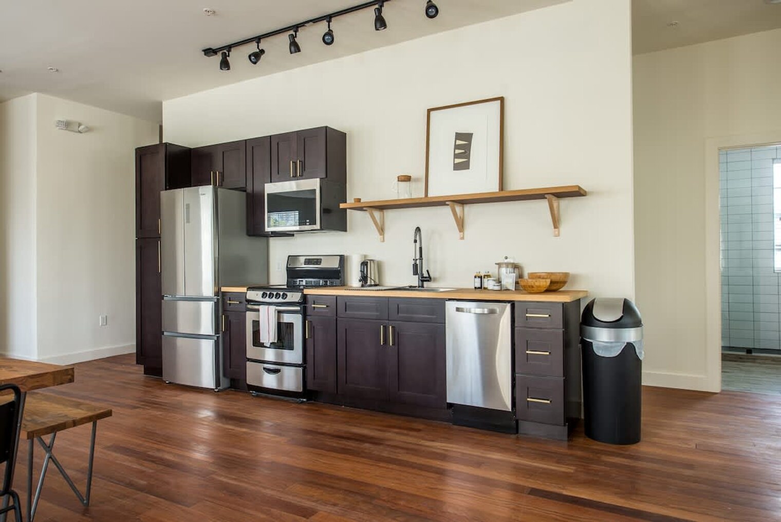 Building Photo - 701 4th St