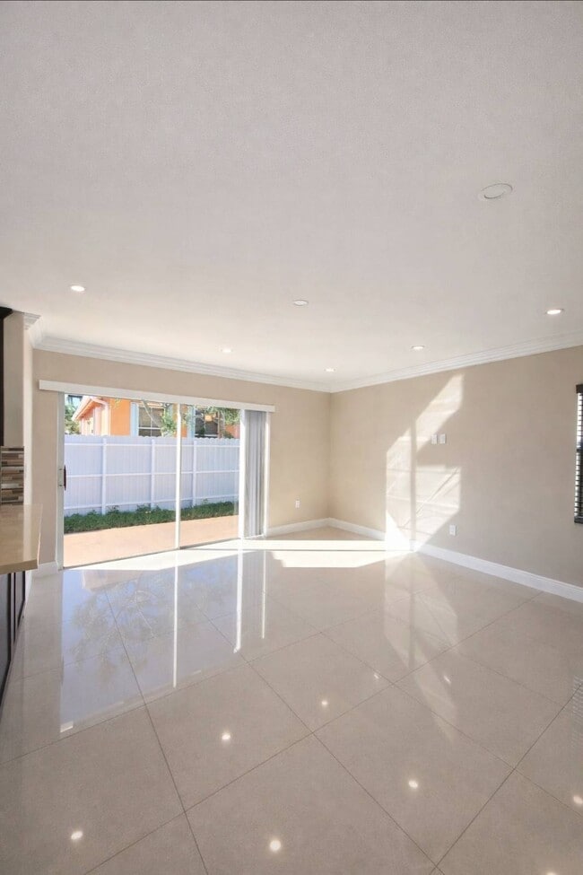 Building Photo - 12954 NW 8th Ln