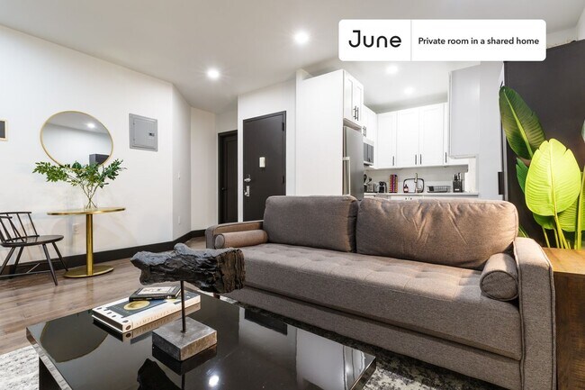 Building Photo - Room in Shared 3 bed/1 bath home in Upper West Side