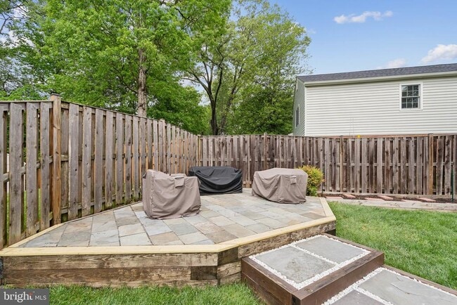 Building Photo - 10901 Spurlock Ct