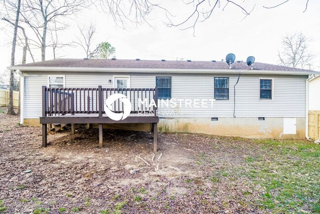 Building Photo - 3292 LUANN Dr