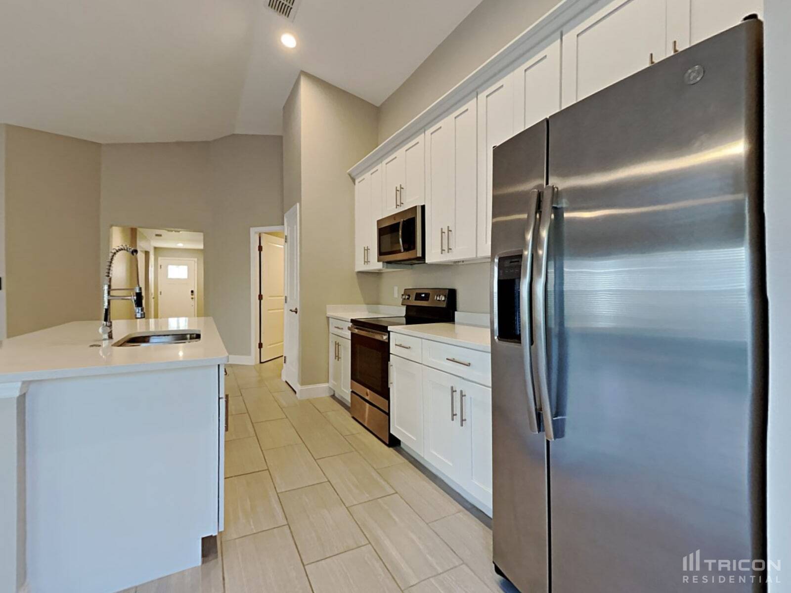 Building Photo - 3140 Tiburon Ln