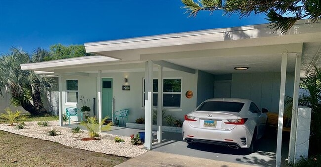 Building Photo - 2472 Coronado Way