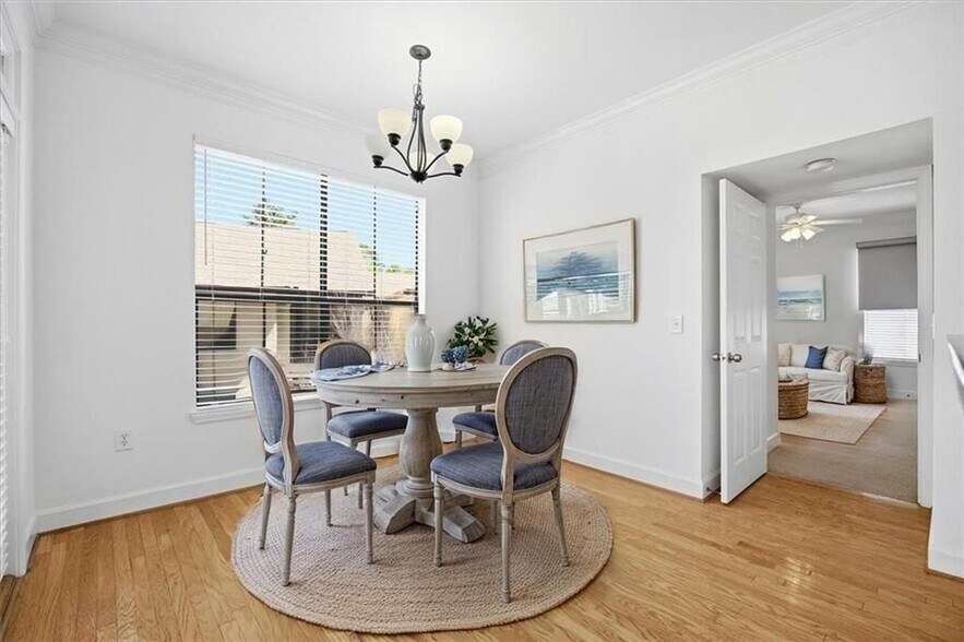 Building Photo - 3777 Peachtree Rd