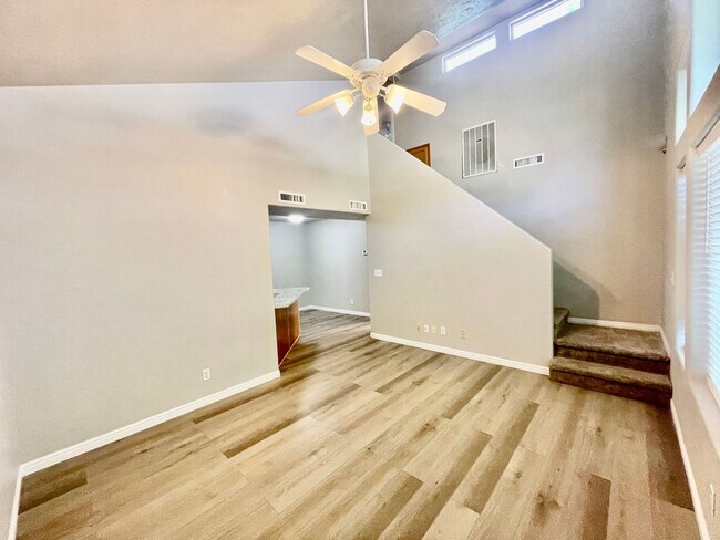 Building Photo - 908 W 180 S