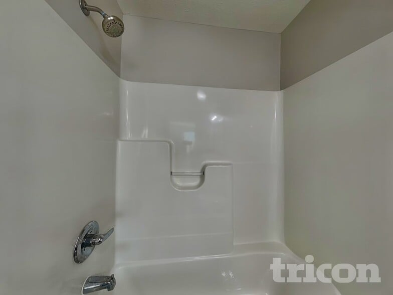 Building Photo - 2944 Mozart Way