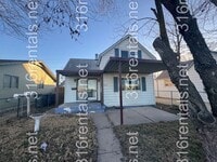 Building Photo - $995 - 3 bed 1 bath - Single Family Home