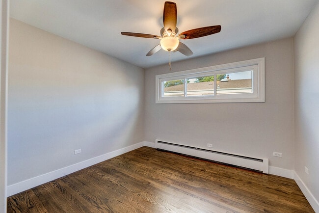 Building Photo - 4856 Wick Dr