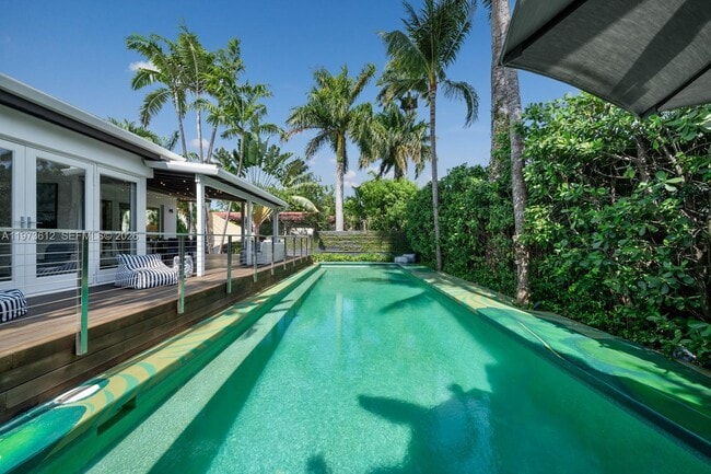 Building Photo - 114 5th Dilido Terrace