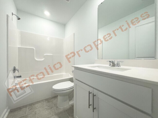 Building Photo - 813 Basswood Gln Trl