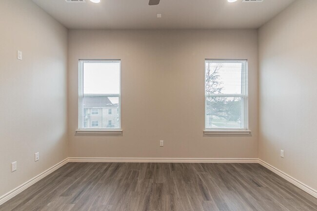 Building Photo - 106 Peruna Dr