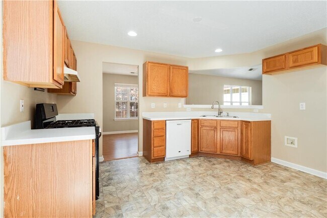 Building Photo - 4209 Zephyrhills Dr