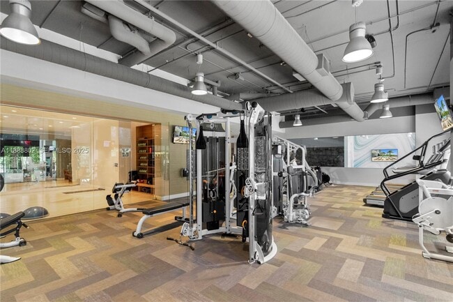 Building Photo - 16385 Biscayne Blvd